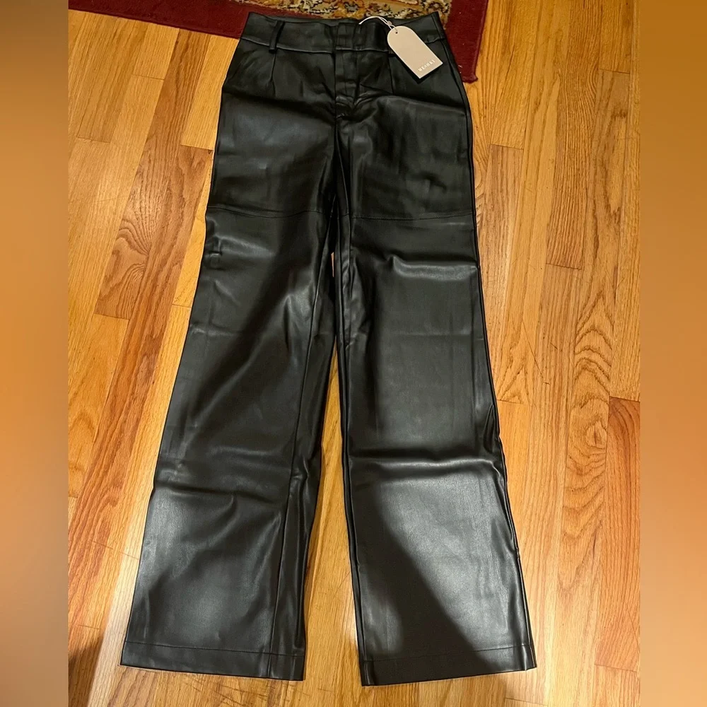 NWT Meshki Black Sima Faux Leather High Waisted Pants - Picture 2 of 14